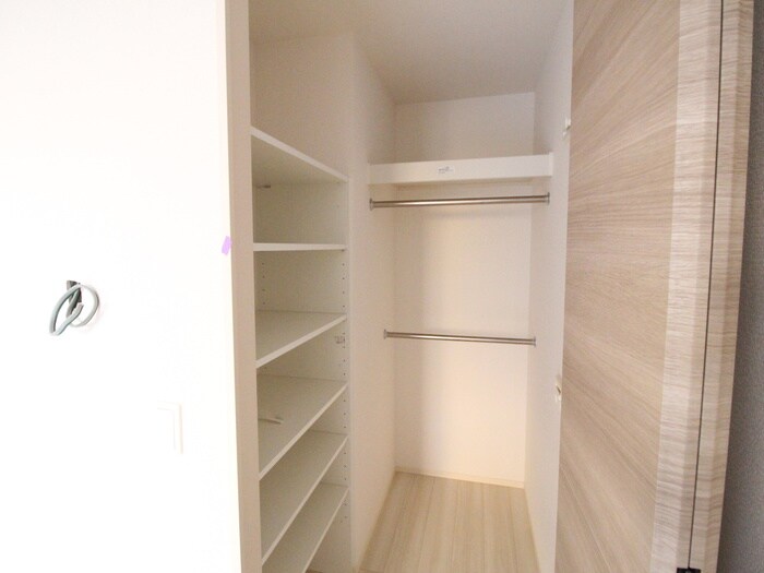 収納 ローラス学研都市Ｂ棟