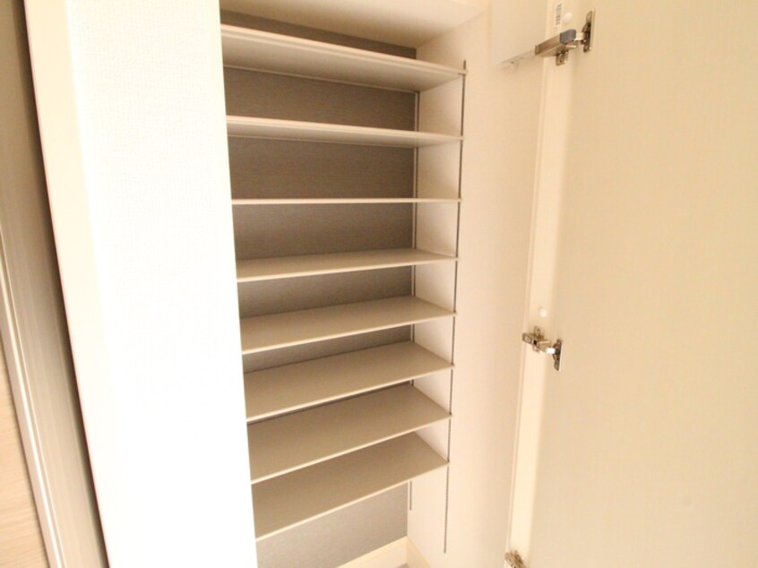 靴箱 ローラス学研都市Ｂ棟