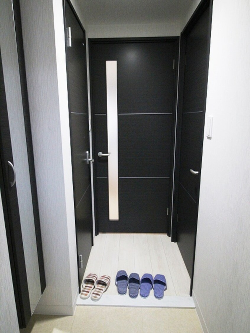 玄関 ネクステージ三萩野