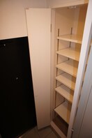 靴箱 ｴﾝｸﾚｽﾄ御供所（811）