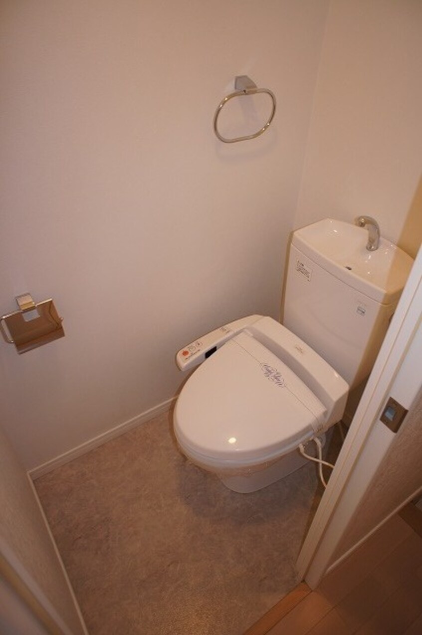 トイレ ｴﾝｸﾚｽﾄ御供所（811）