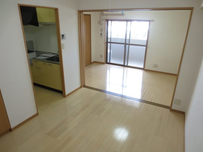 居室 レジデンス２０