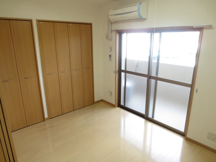 居室 レジデンス２０