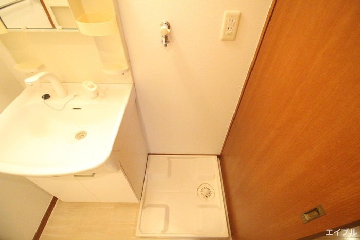 洗濯機置場 ＲＯＯＸ高宮 Ⅱ