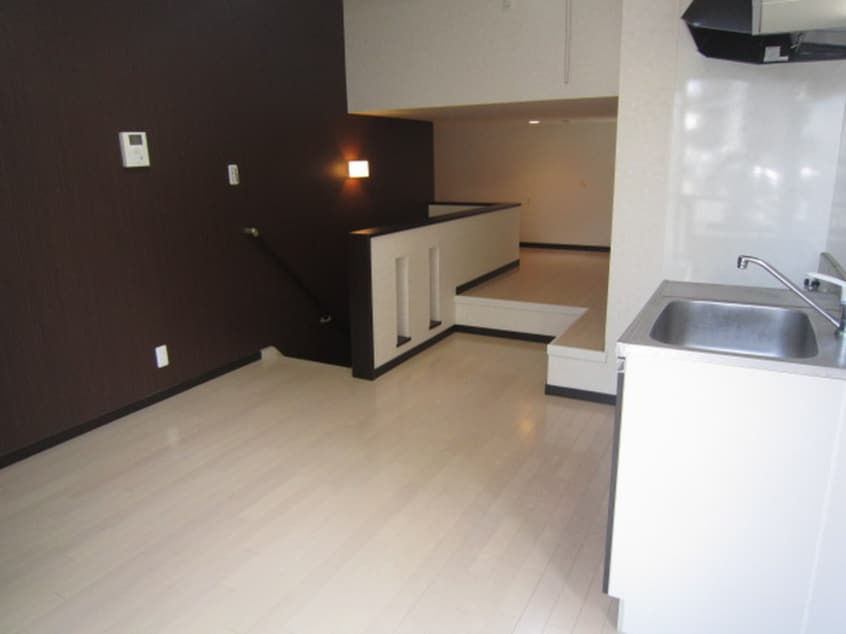 居室 MAISONETIC K House