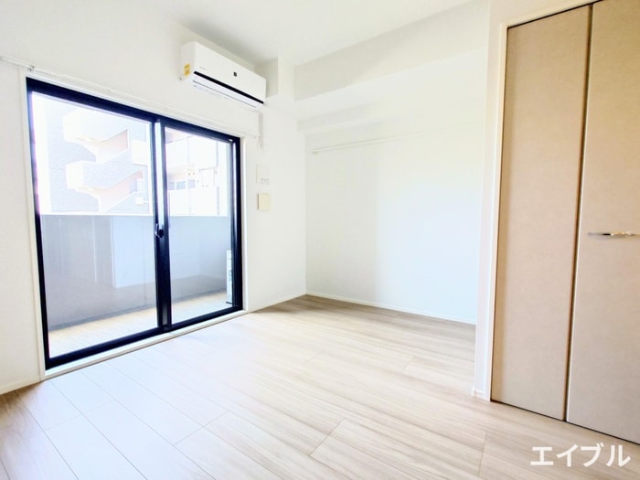 居室 ｴﾝｸﾚｽﾄ天神LARK（506）