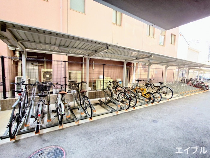 駐輪場 ｴﾝｸﾚｽﾄ天神LARK（506）