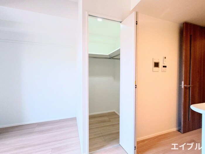 収納 ｴﾝｸﾚｽﾄ天神LARK（606）