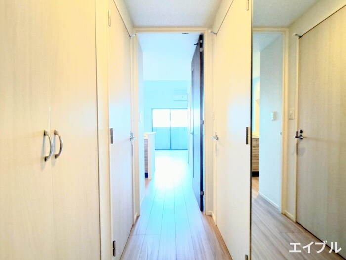 廊下 ｴﾝｸﾚｽﾄ天神LARK（606）