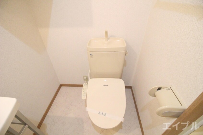 トイレ シャトー０１