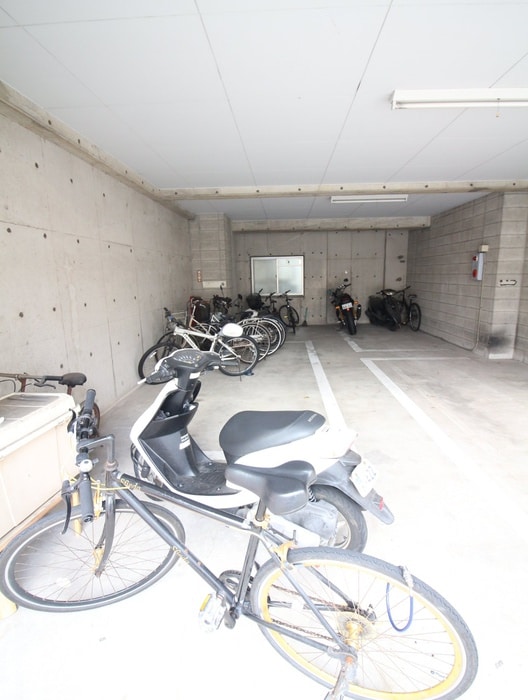 駐輪場 アルテハイム小倉