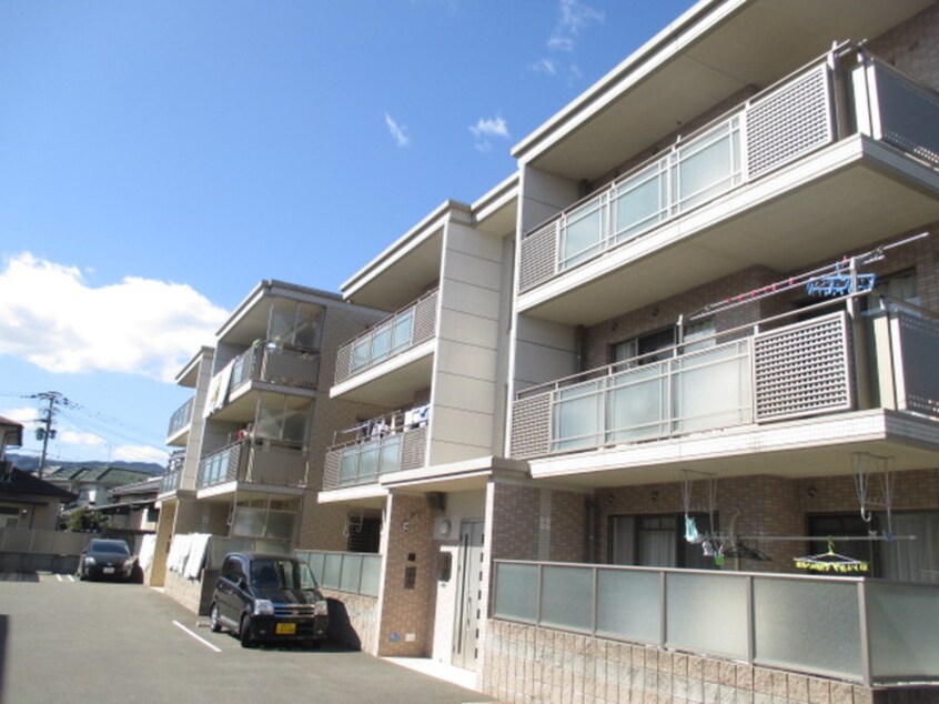 エントランス部分 ドミール博多南Ａ