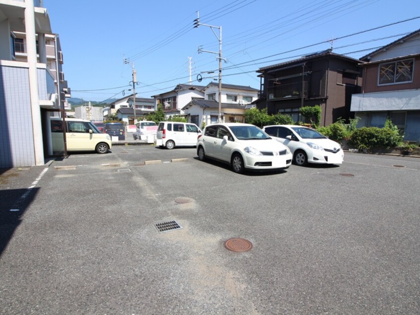 駐車場 ア－バン中野