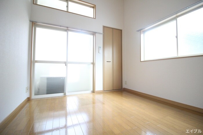 居室 マキシム和白東