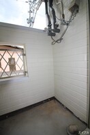 洗濯機置場 マキシム和白東