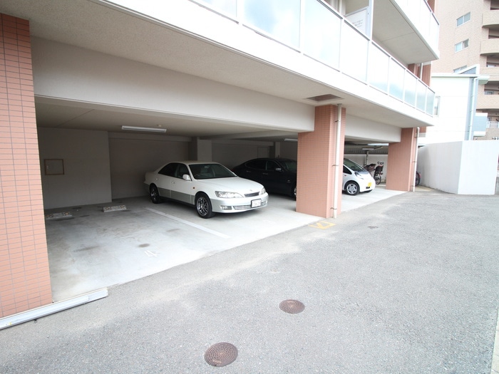 駐車場 カーザ・ビアンカ元町