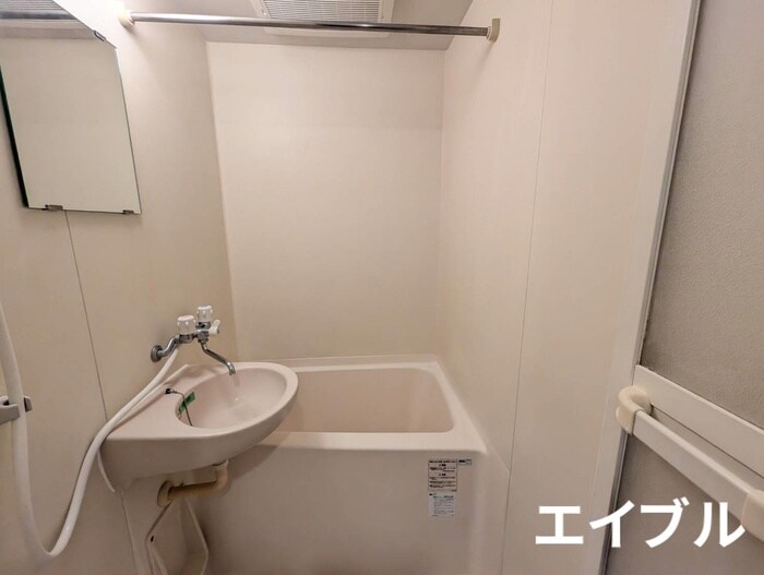 バス／シャワールーム等 プレステージ郡元