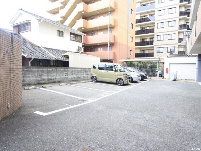 駐車場 エトランゼ５番館