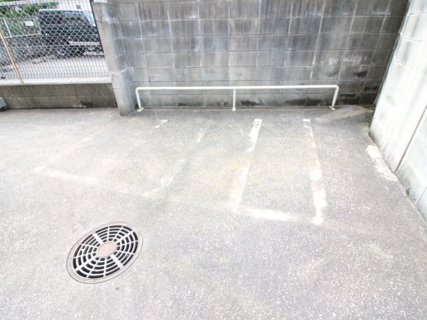 駐輪場 ビエント今川