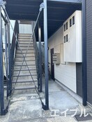 エントランス部分 スタンダード九工大前ビル