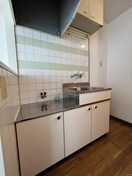 キッチン ユンゲルハイム原田