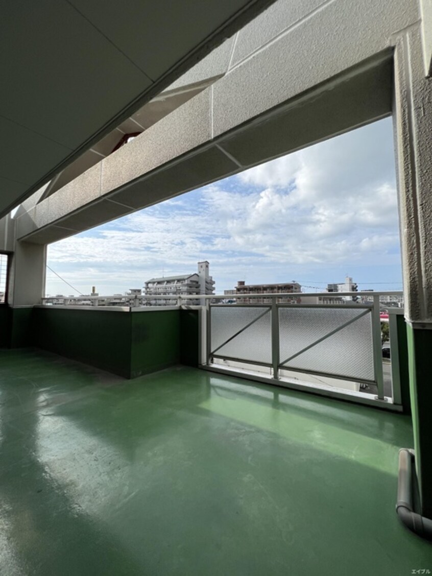 ベランダ・バルコニー ユンゲルハイム原田