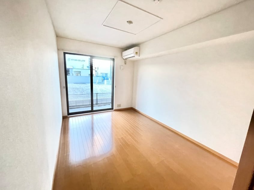 内観写真 メゾンドシャテーヌ　Ⅱ棟