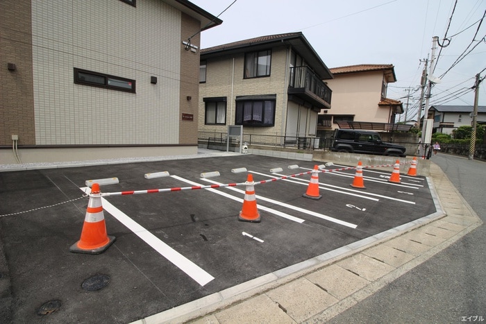 駐車場 ）D-room曰佐1丁目