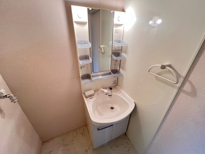 洗面 プラスラミチエ朽網