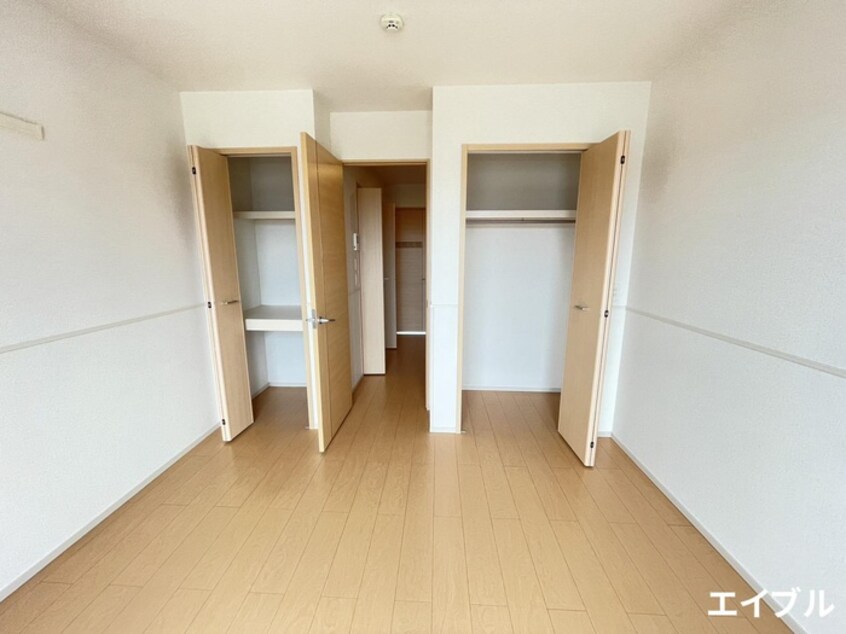 居室 ファミリア