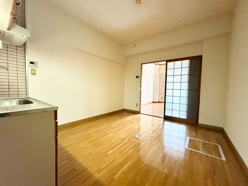 内観写真 アベニュー守恒