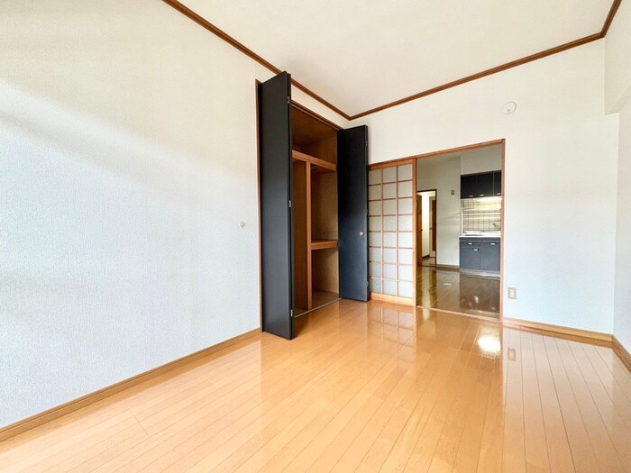 内観写真 アベニュー守恒