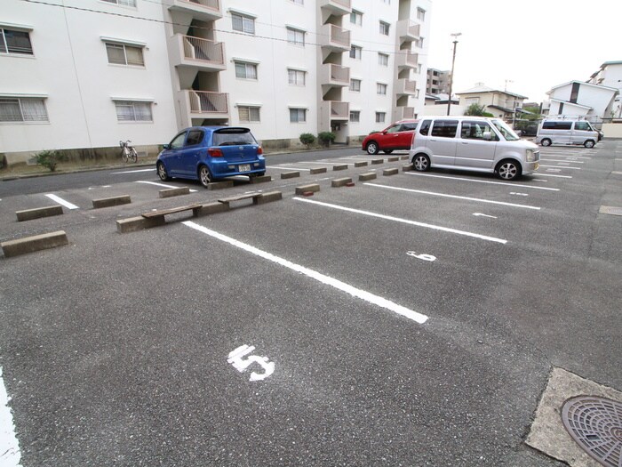 駐車場 ビレッジハウス姪浜３号棟