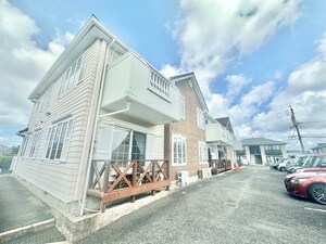 ＢＬＡＣＫＣＯＭＢ