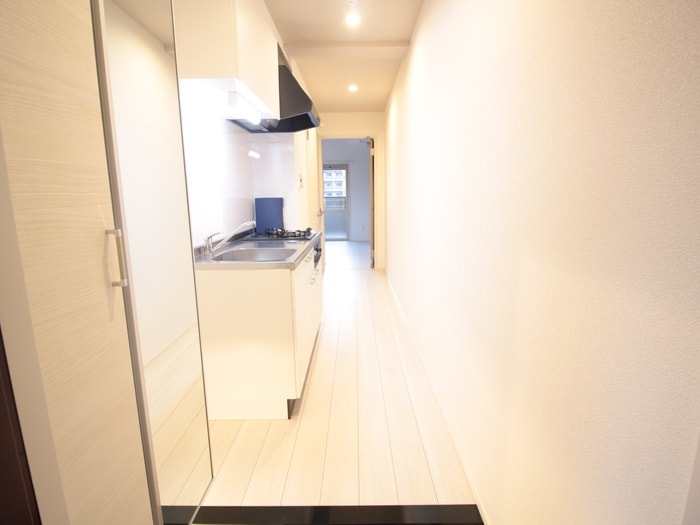 廊下 ギャラン菅原