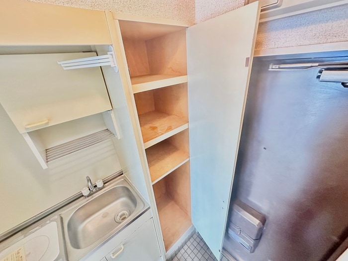 靴箱 ＴＡＫＡビル光明