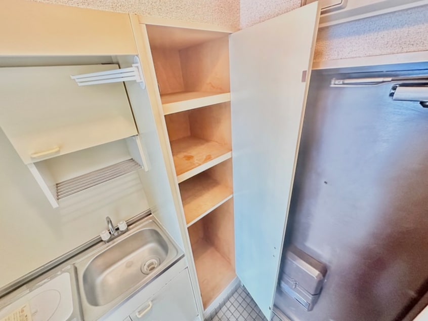 靴箱 ＴＡＫＡビル光明