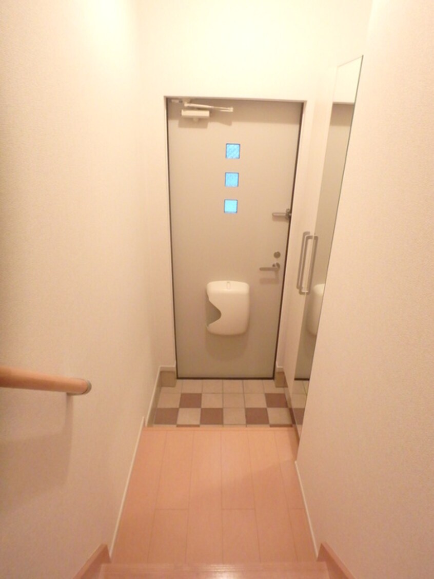 玄関 ランドコア馬場山緑