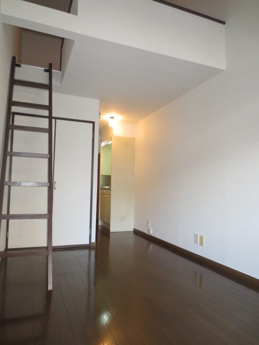 居室 マキシム空港前３