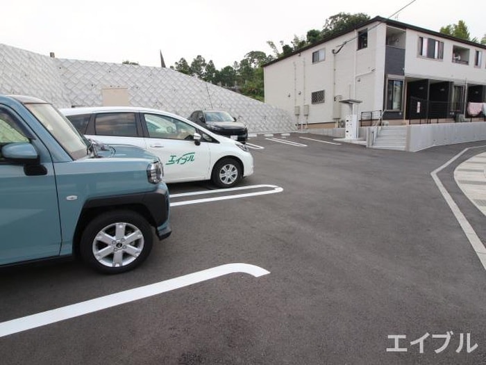 駐車場 フォルトゥ－ナ