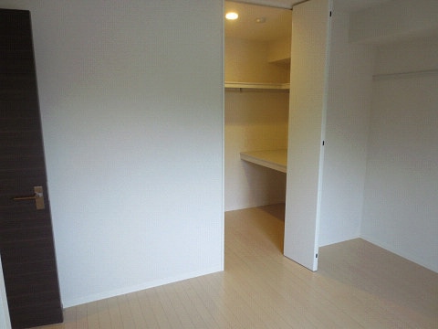 居室 ヴィラダンク上到津