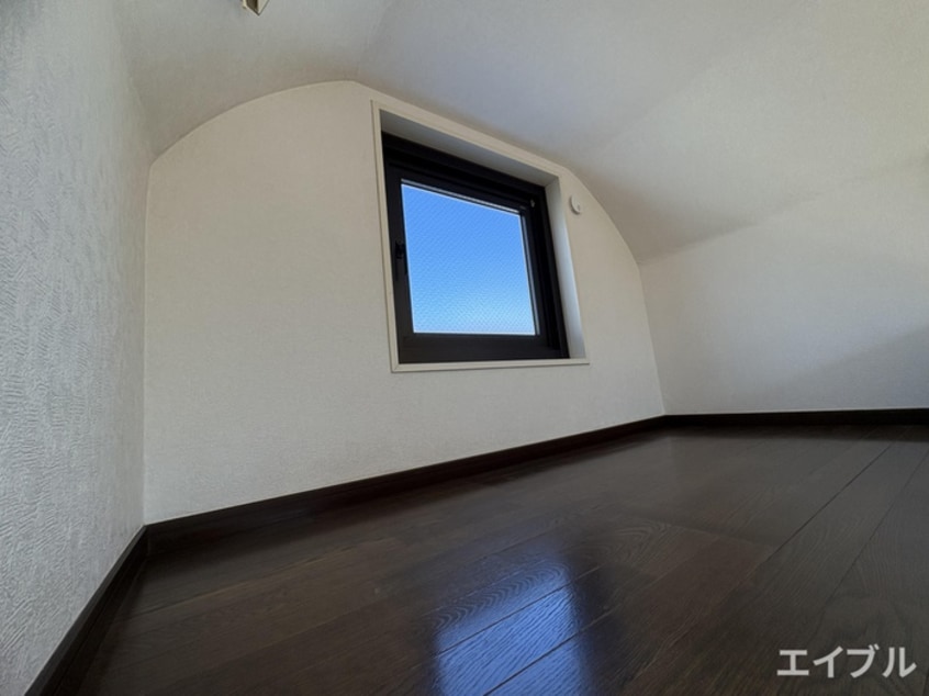 ロフト ホワイトシャト－大橋７番館