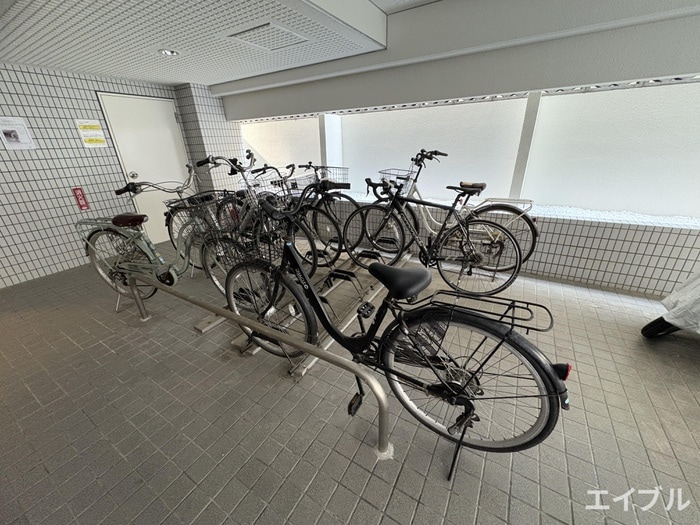 駐輪場 ホワイトシャト－大橋７番館