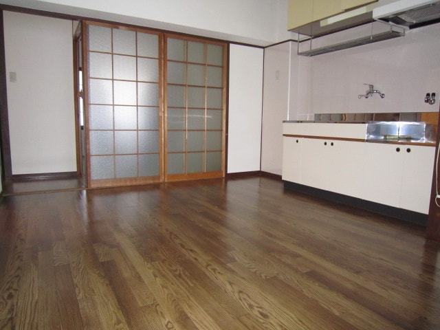 居室 野田部ビル