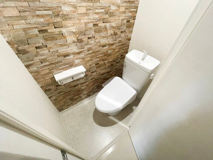 トイレ エルザビル馬借47