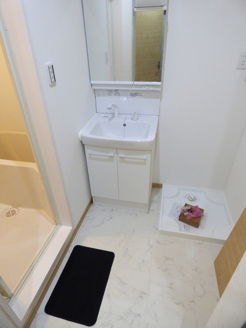 洗面 エルザビル馬借47