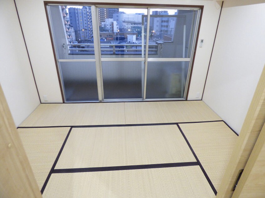 室内からの展望 エルザビル馬借47