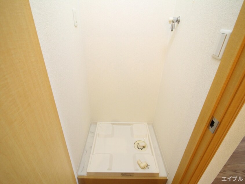 洗濯機置場 メゾン東雲