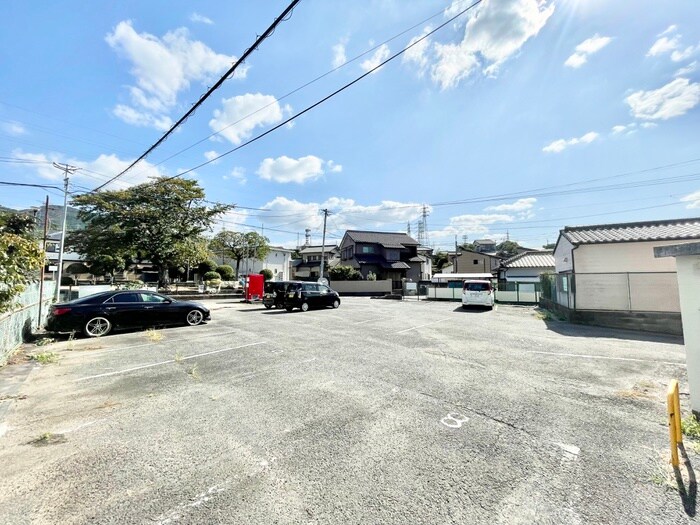 駐車場 市瀬ビル