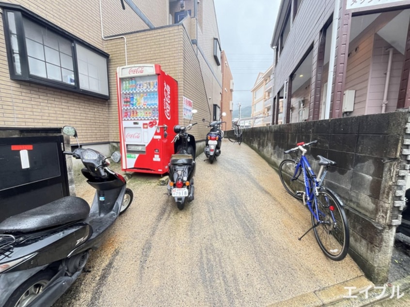 駐輪場 ドルチェ福大